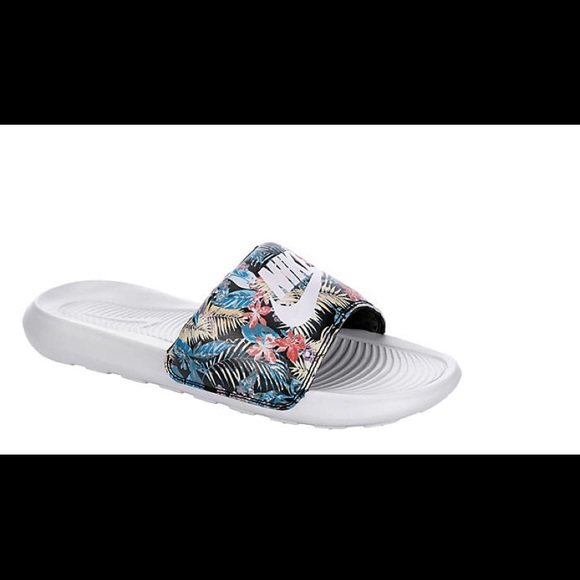 Nike | Shoes | Nike Victori One Floral 
